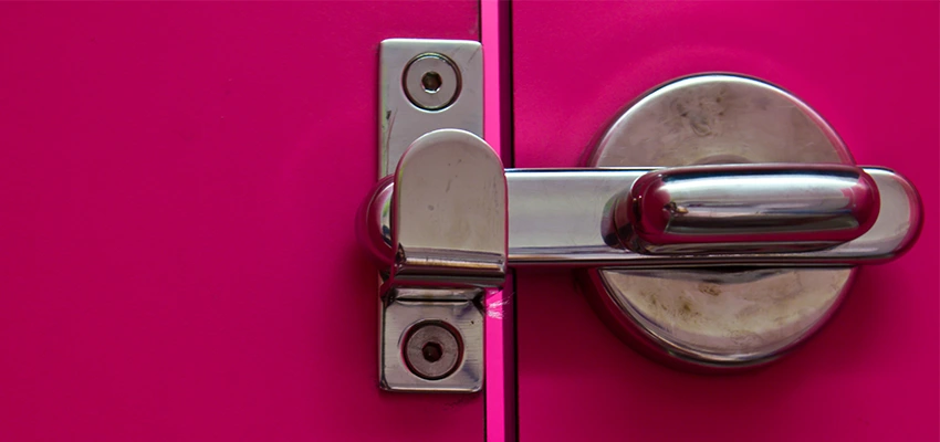 Childproof Gate Lock in Passaic, New Jersey